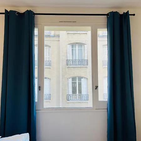 Dream Dwell Paris-eiffel Tower Mirabeau Bridge Cozy In The 16th District Appartamento